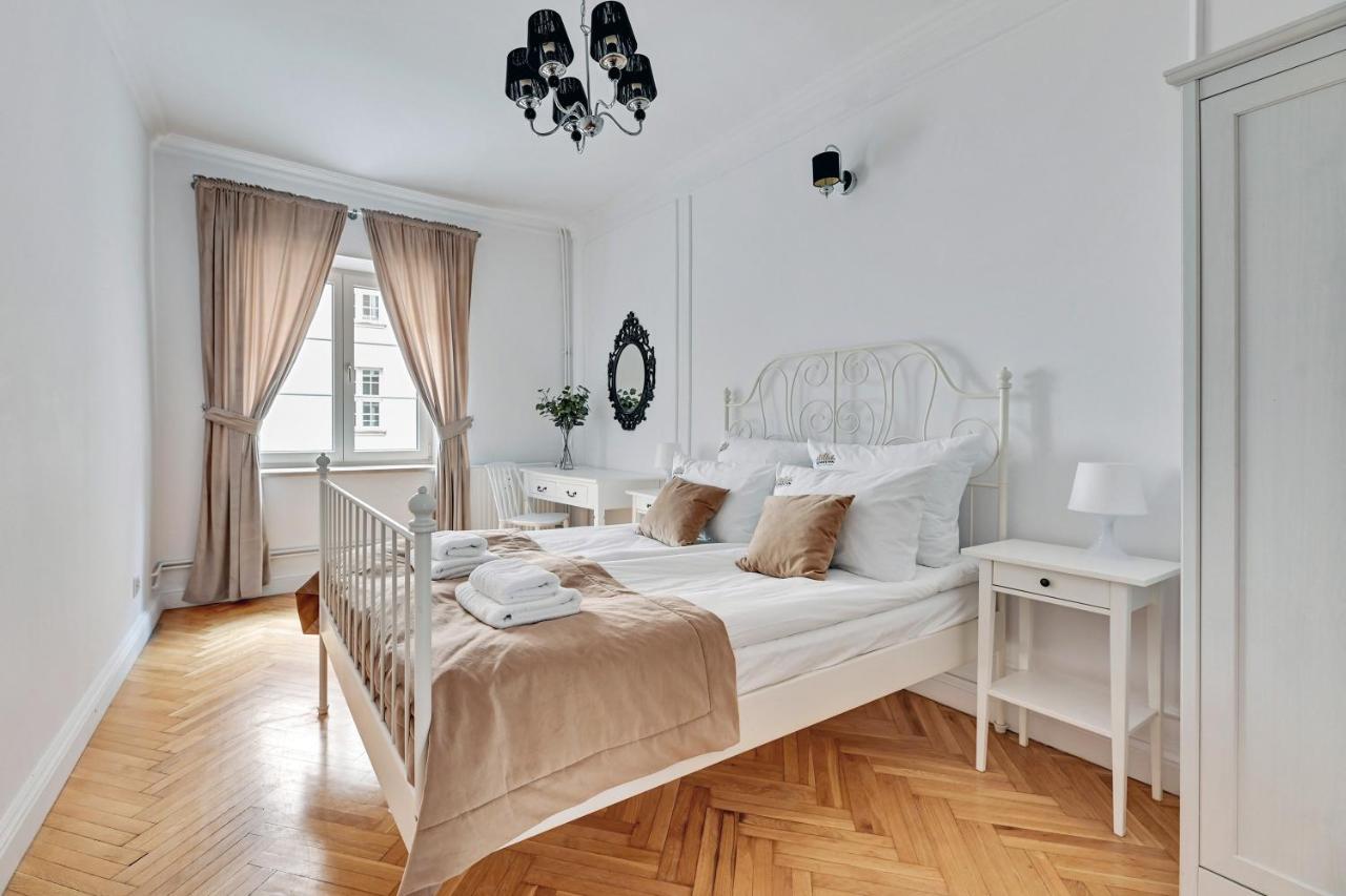 Dlugi Targ Street, Main Old Town & Riverside By Downtown Apartments Gdansk Bagian luar foto
