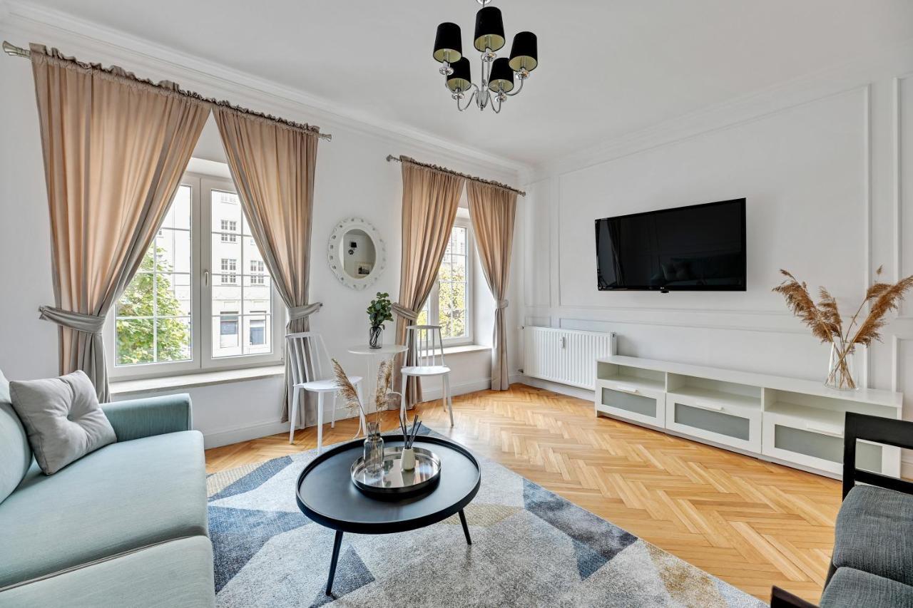 Dlugi Targ Street, Main Old Town & Riverside By Downtown Apartments Gdansk Bagian luar foto
